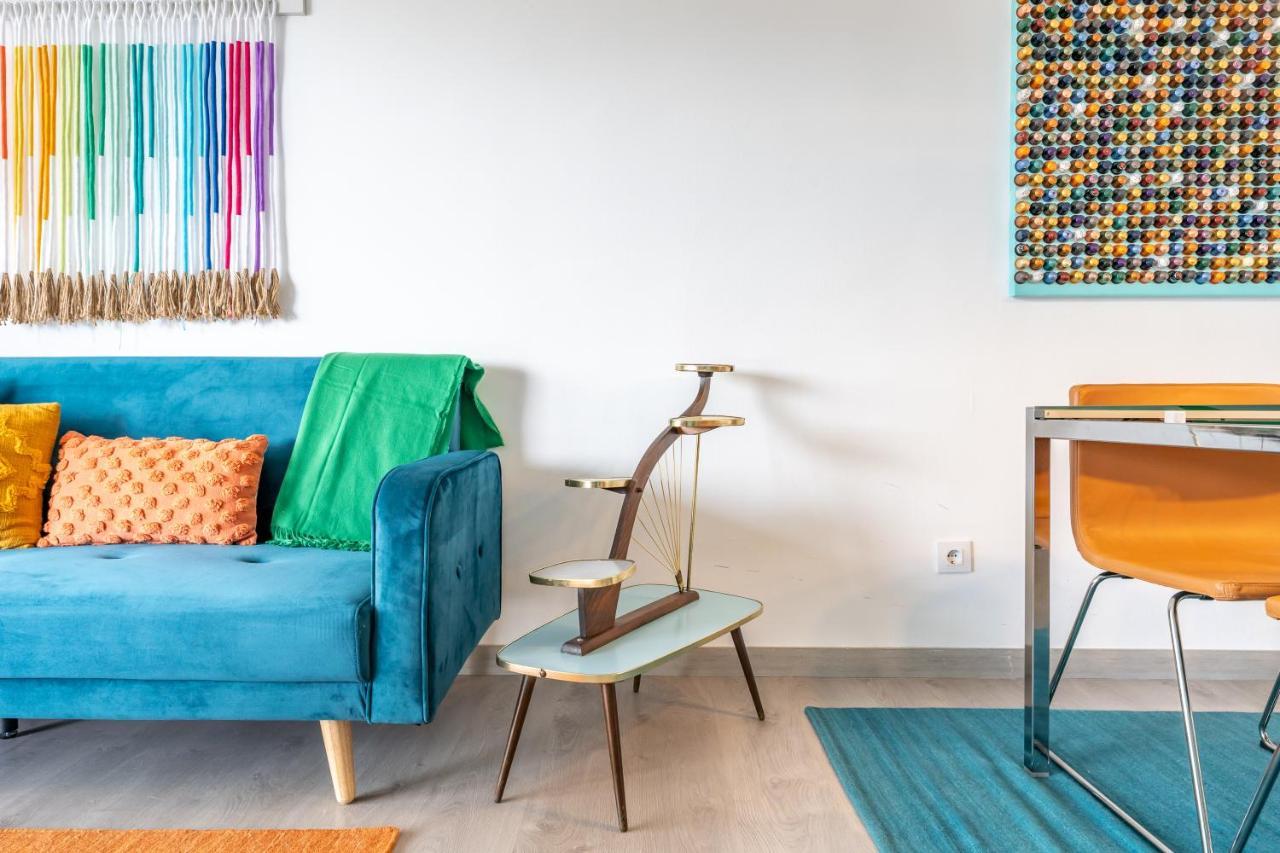 Beach Front Retro Hideaway In 萨洛 外观 照片