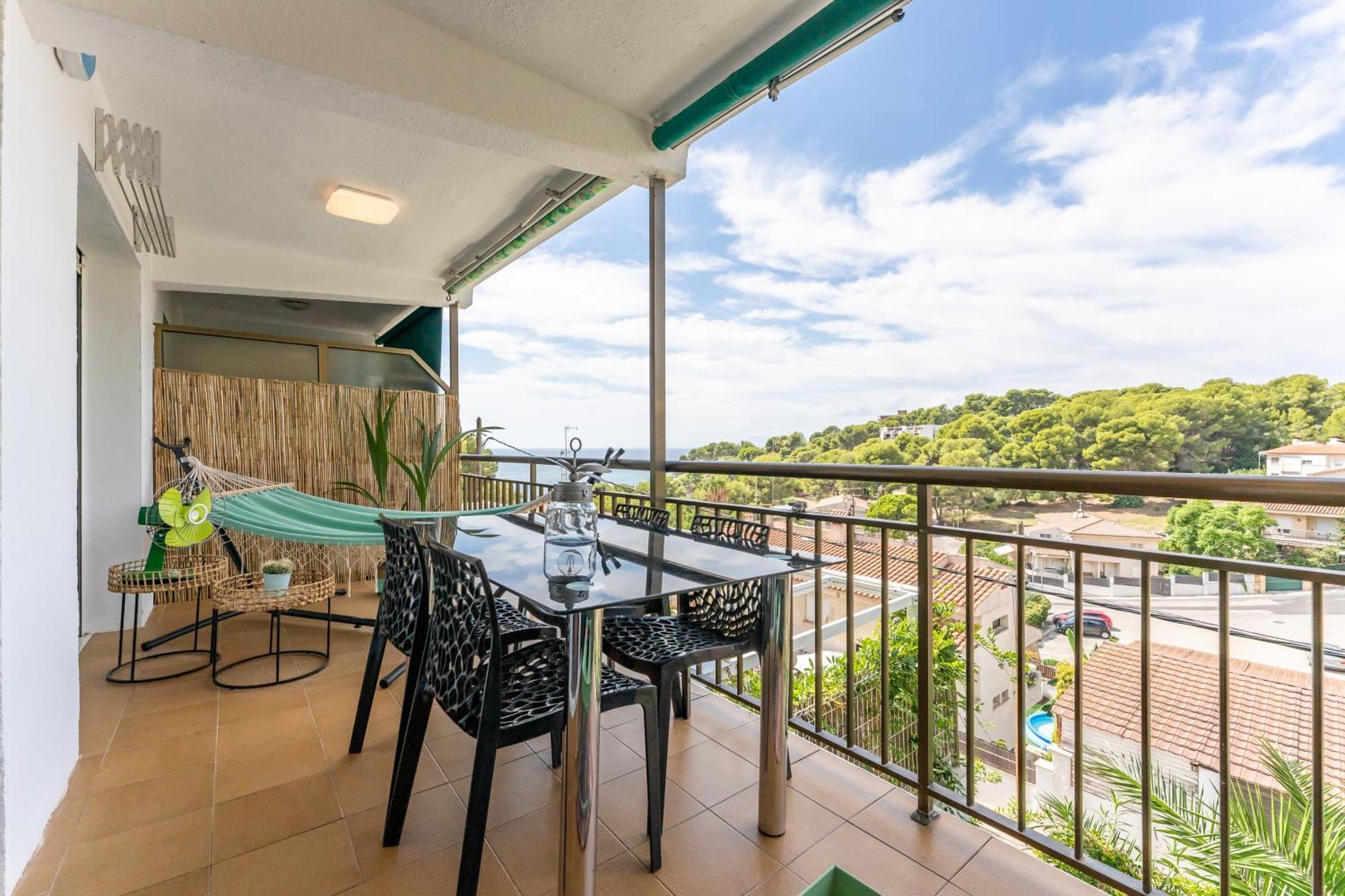 Beach Front Retro Hideaway In 萨洛 外观 照片
